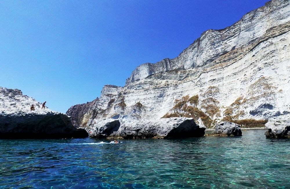 Cala Brigantina, una meravigliosa baia di Palmarola