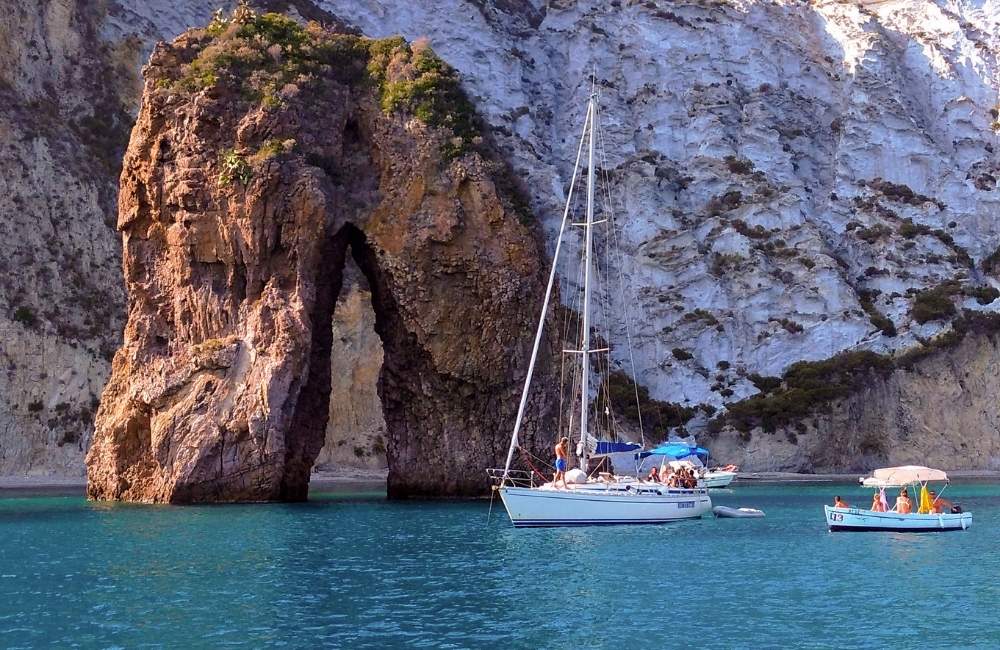 Week end in barca a vela: Arco Naturale