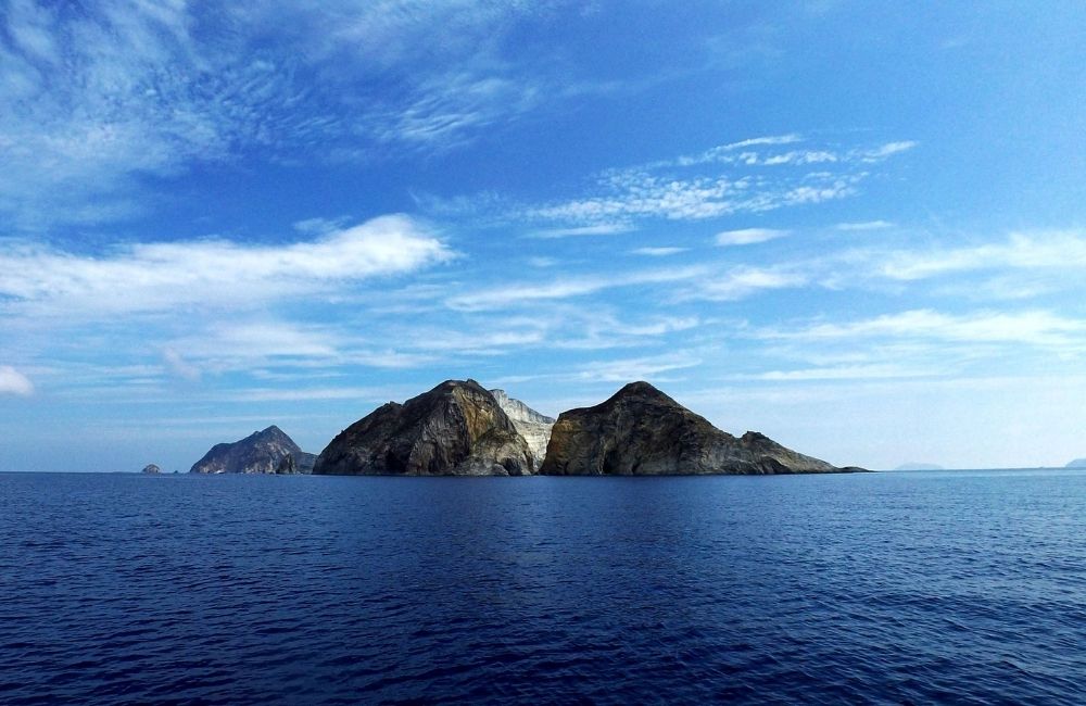 L’isola di Palmarola vista da sud ovest